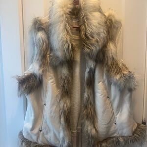 Elegant Faux Fur Trim Vest for Women